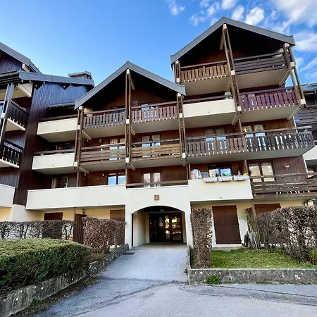 Avec Mezzanine Au Centre-village, 100m De Navette Ski, 4 Pers., Equipe Et Confortable - Fr-1-624-58 *