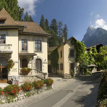 Avec Mezzanine Au Centre-village, 100m De Navette Ski, 4 Pers., Equipe Et Confortable - Fr-1-624-58 아파트